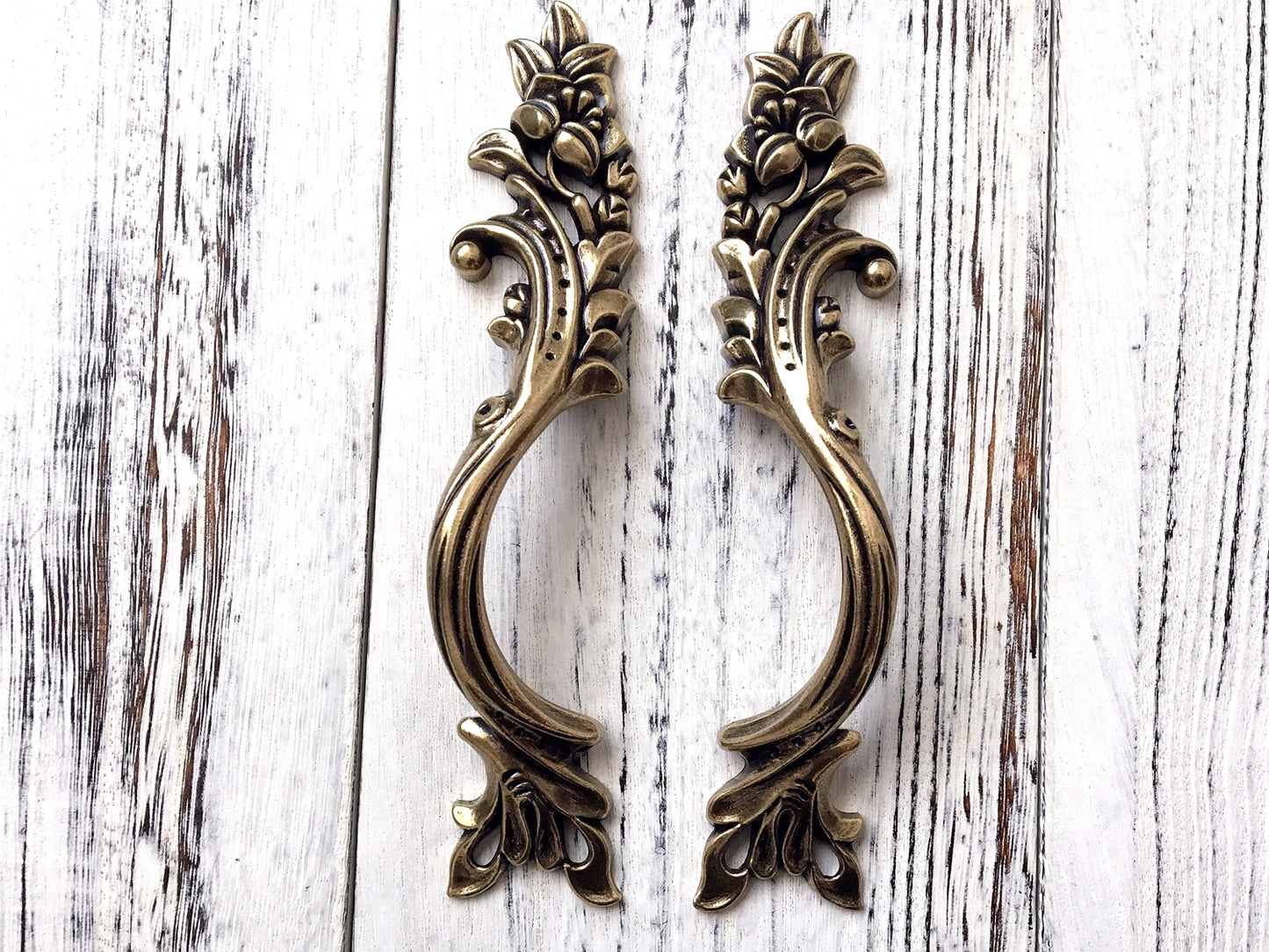 Antique Bronze Cabinet Door Handle, Leafy Drawer Pulls, French Provincial Vertical Hardware