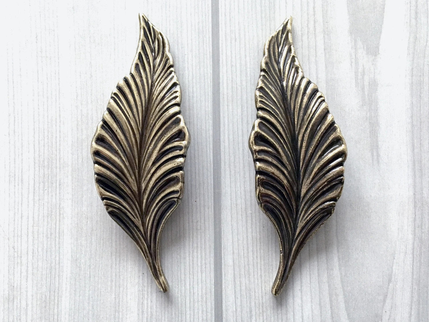 1.25" Vintage Style Leafy Drawer Pull Handles, Left Right Pair