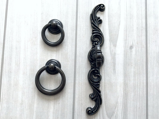 Dark Antique Bronze Ring Knobs