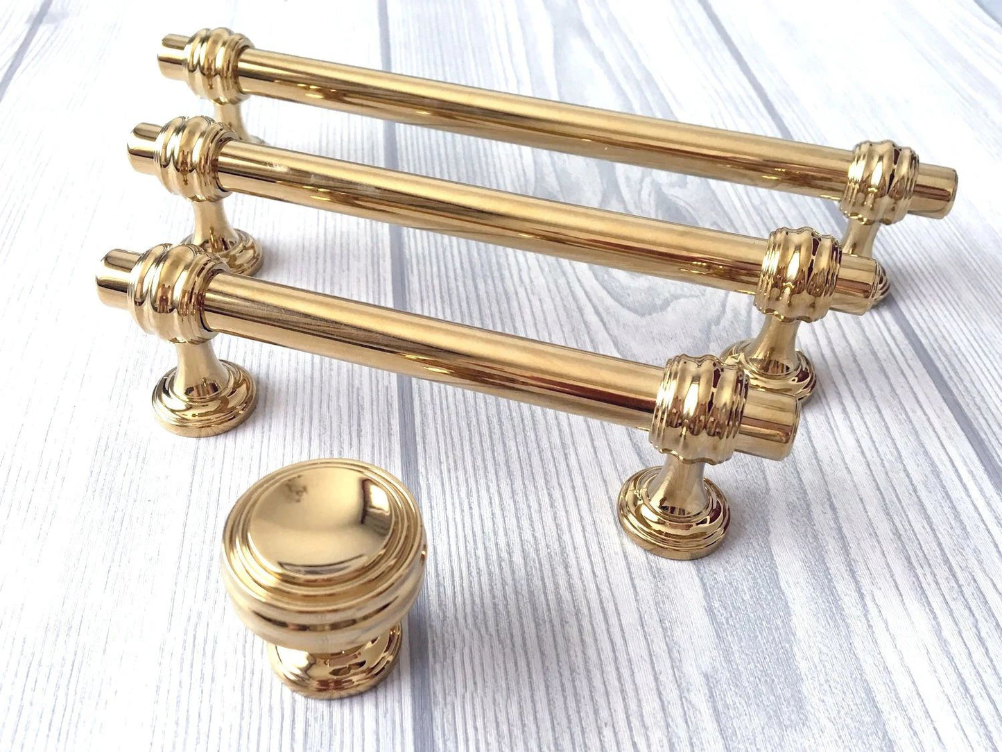 Schrankgriffe und Schubladengriffe aus poliertem Goldmessing | Lynns Hardware
