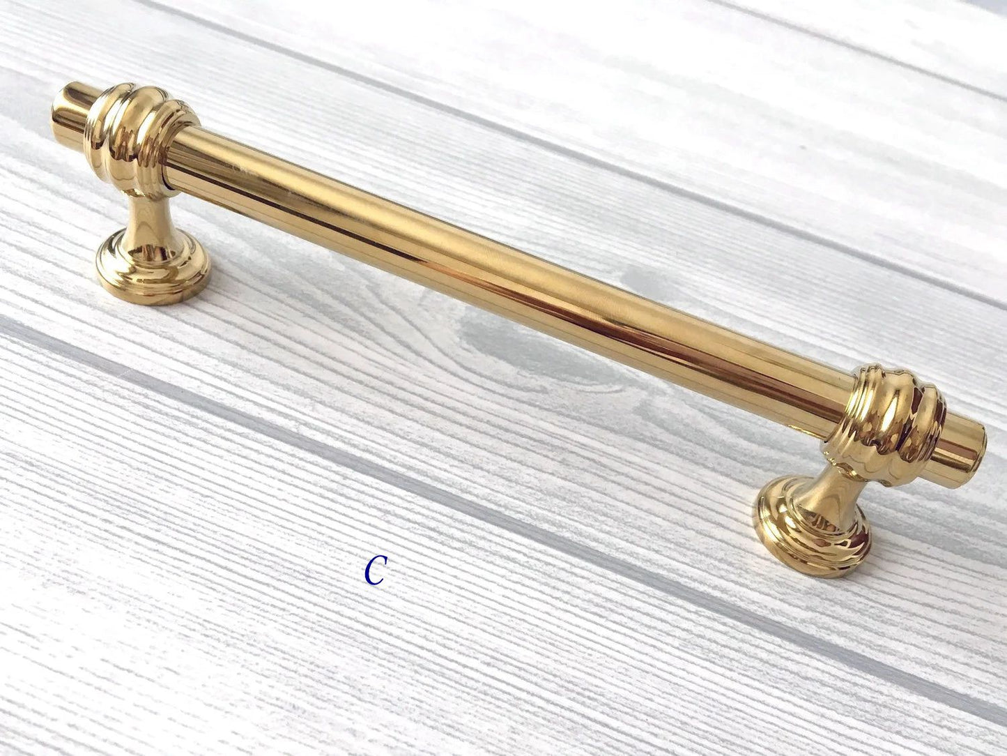 Schrankgriffe und Schubladengriffe aus poliertem Goldmessing | Lynns Hardware