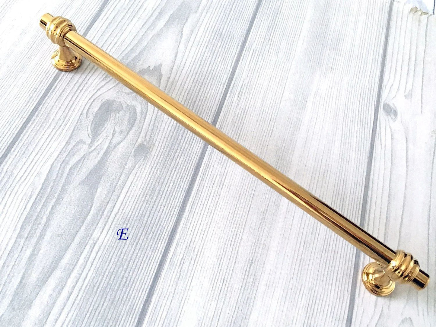 Schrankgriffe und Schubladengriffe aus poliertem Goldmessing | Lynns Hardware