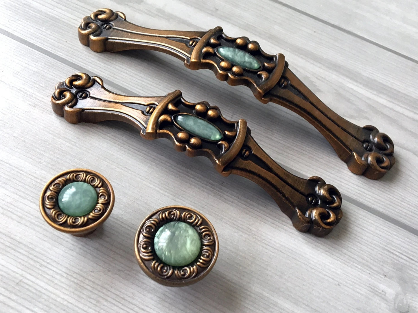 Poignées de tiroir en laiton antique pour armoires vertes, quincaillerie de cuisine