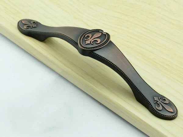 3.75" 96 mm Fleur De Lis Cabinet Pull & Drawer Knob - Oil Rubbed Bronze