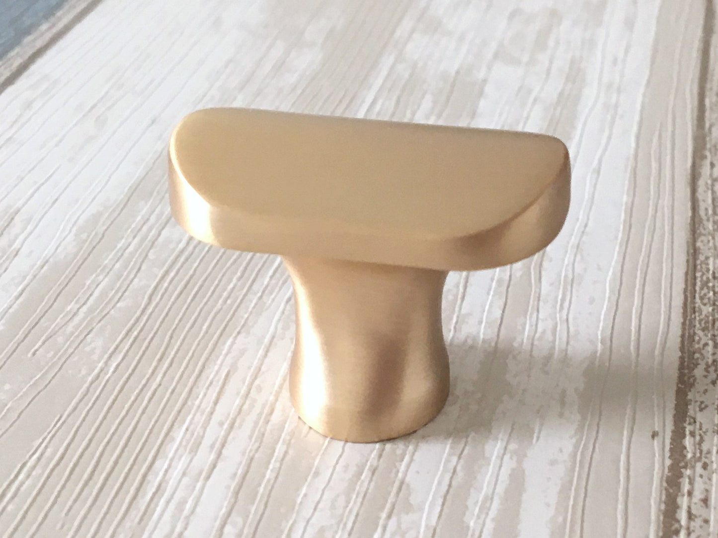 Gold Cabinet Pulls Dresser Knobs Drawer Handles Lynns Hardware