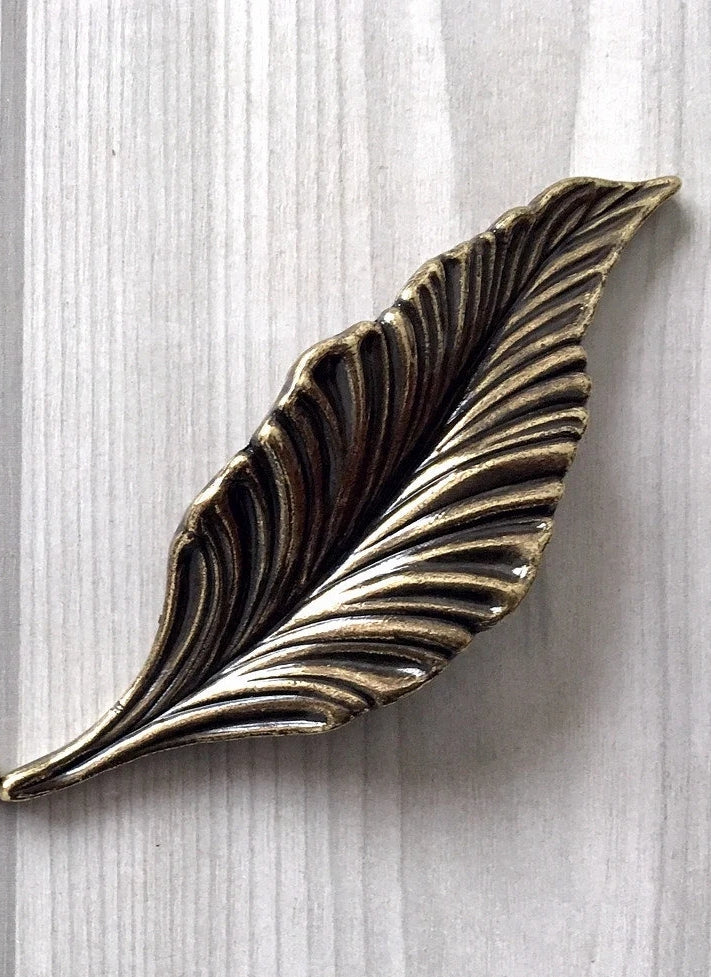 1.25" Vintage Style Leafy Drawer Pull Handles, Left Right Pair