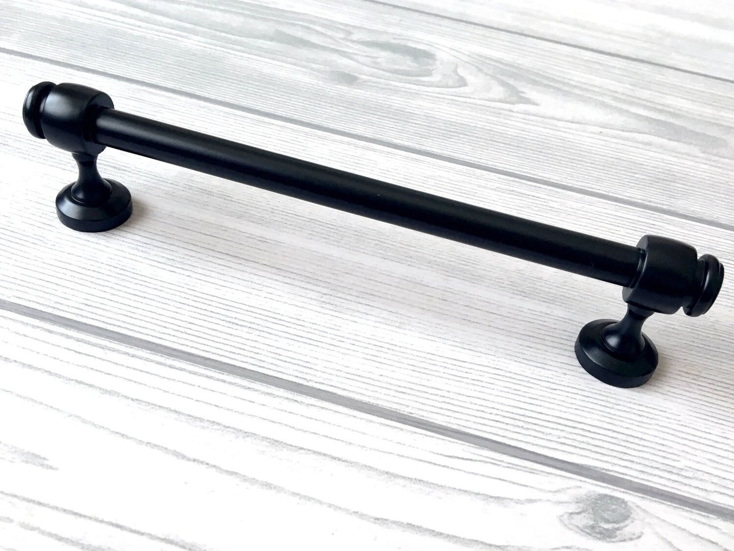 Poignée de tiroir noire pour armoire, 3,5" x 6" | Centres
