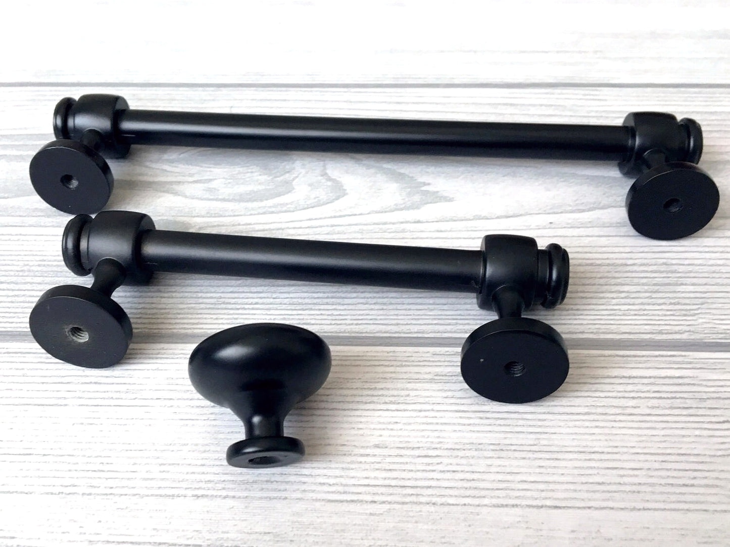 Poignée de tiroir noire pour armoire, 3,5" x 6" | Centres