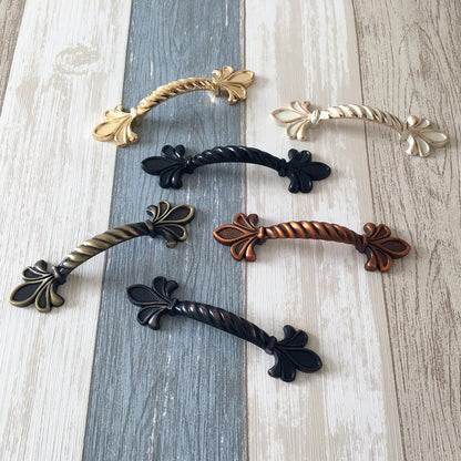 2.5" 64 mm Fleur De Lis Cabinet Pull, Vintage Style Drawer Handle