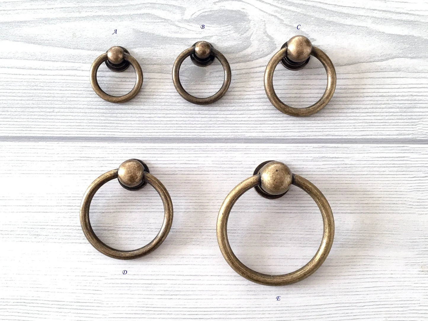 Bouton de tiroir suspendu en laiton, bronze antique, non laqué
