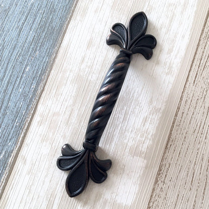 2.5" 64 mm Fleur De Lis Cabinet Pull, Vintage Style Drawer Handle