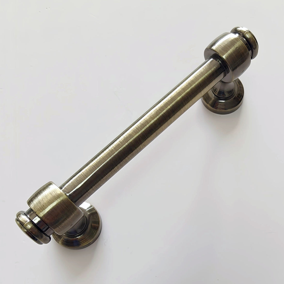 brushed bronze round bar handle