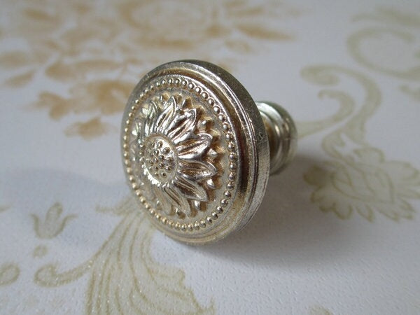 Shabby Chic Dresser Drawer Knob, Floral Cabinet Pull Handle, Antique Silver, French Country Style