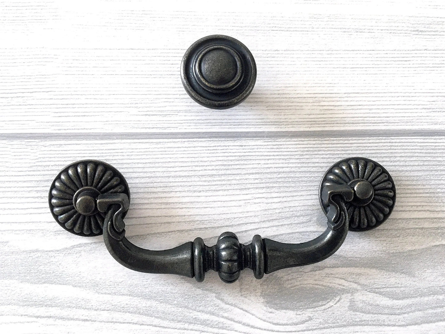 4.5" Vintage Style Antique Black Bail Drawer Pull
