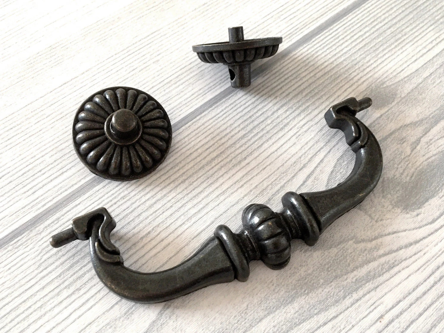 4.5" Vintage Style Antique Black Bail Drawer Pull