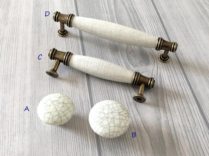 3" Centers White Crackle Keramik Schrankgriff - Porzellan / Antik Bronze 