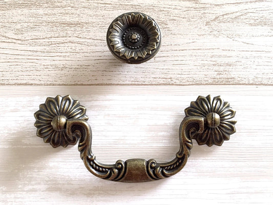3.75" Drop Bail Drawer Pulls, Floral Knob, Vintage Style, Antique Bronze