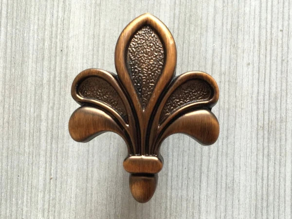 Fleur De Lis Cabinet Pulls, Vintage Style Drawer Knobs, Bronze Black White Gold Brass