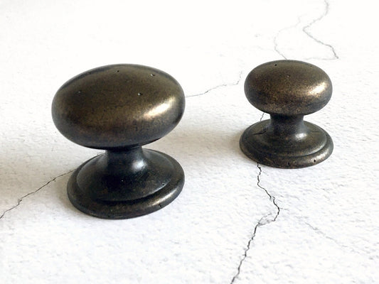 Cabinet Knobs with Large Base, Vintage Look, Dark Antique Bronze