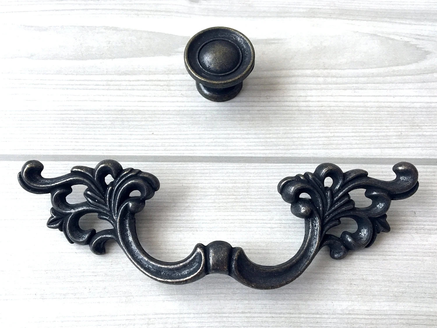 2.75" Drawer Pull Dark Antique Bronze Lynns Hardware 70 mm