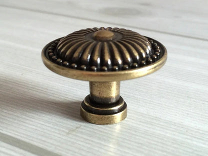 2.5" 3.75" Antique Bronze Bail Drawer Pulls Vintage Style