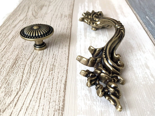3" Centers Leafy Drawer Pulls, French Provincial, Antique Bronze Silver Copper