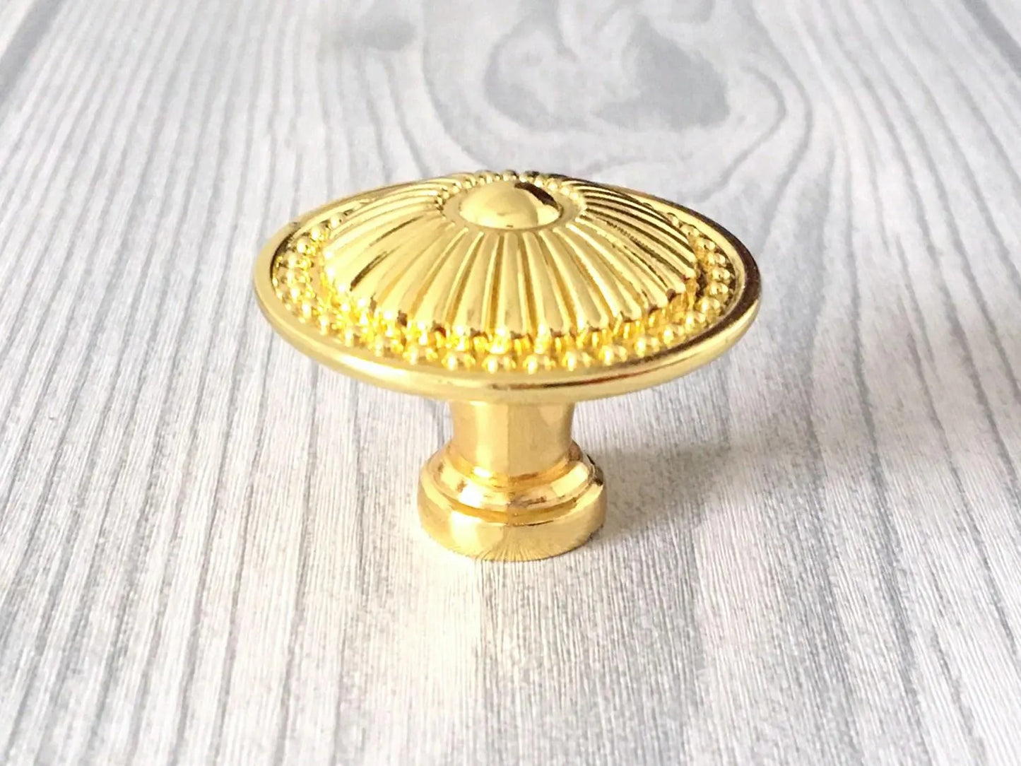 2.5" 3.75" Ornate Polished Gold Leafy Drawer Pull - French Provincial