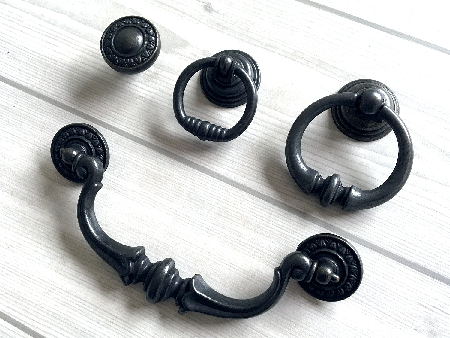 5.5" Vintage Drop Ring Pull & Swing Bail Handle - Dark Antique Bronze - LynnsHardware