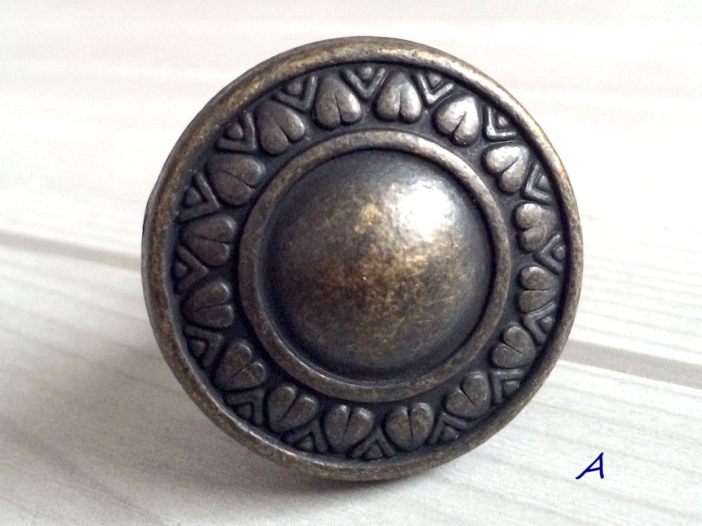 5.5" Vintage Drop Ring Pull & Swing Bail Handle - Dark Antique Bronze - LynnsHardware