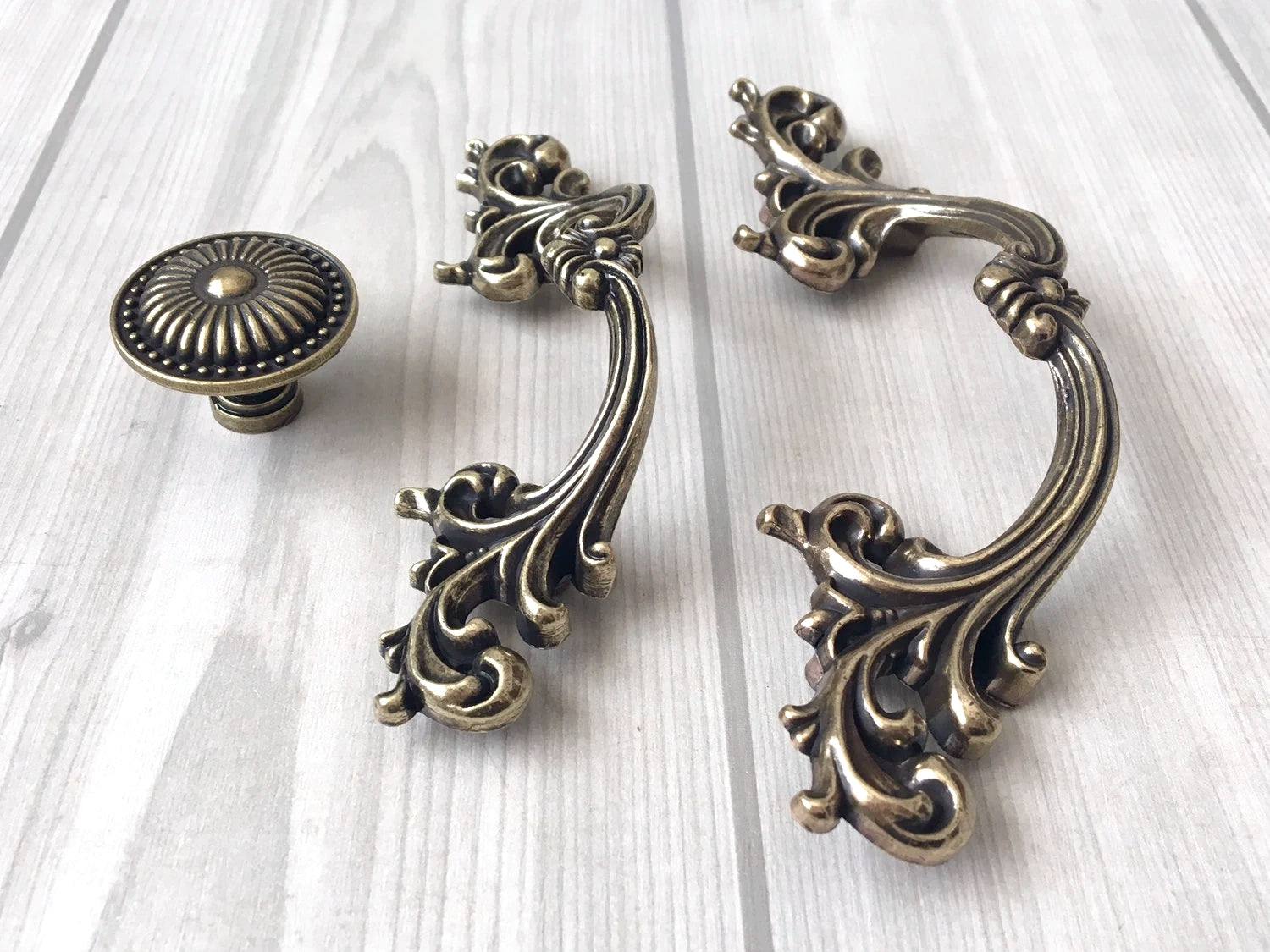 French Provincial Drawer Pull Antique Bronze - 2-3/8" 2.5" 3.75" - LynnsHardware