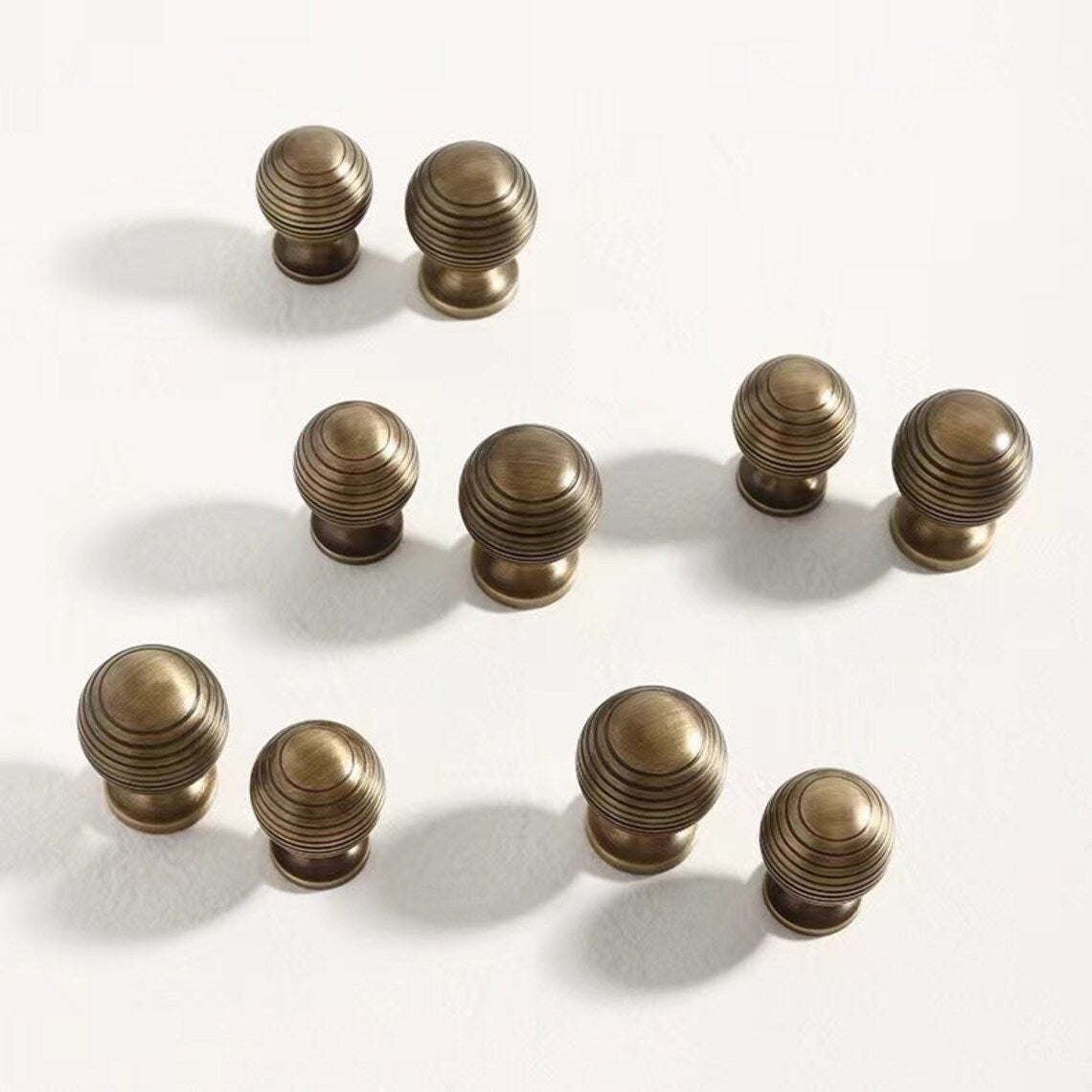 Solid Brass Beehive Cabinet Knob in Antique Bronze, Retro Sphere Drawer Pull