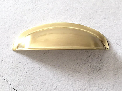 Schrankgriffe, gebürstetes Gold | Lynns Hardware | 3,25" 3,5" 4,25" Mitten