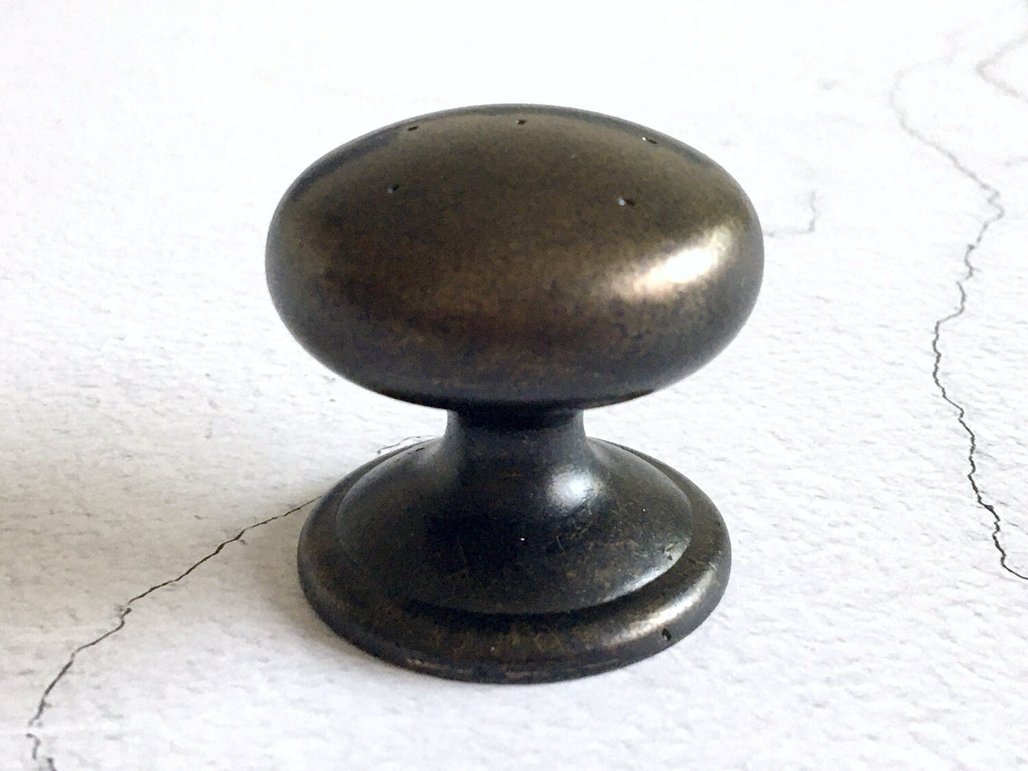 Cabinet Knobs with Large Base, Vintage Look, Dark Antique Bronze