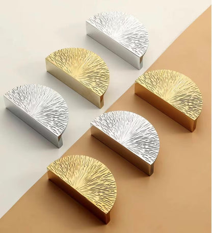 1.25" 2.5" Starburst Half Moon Drawer Pulls - Polished Brass/Chrome - LynnsHardware