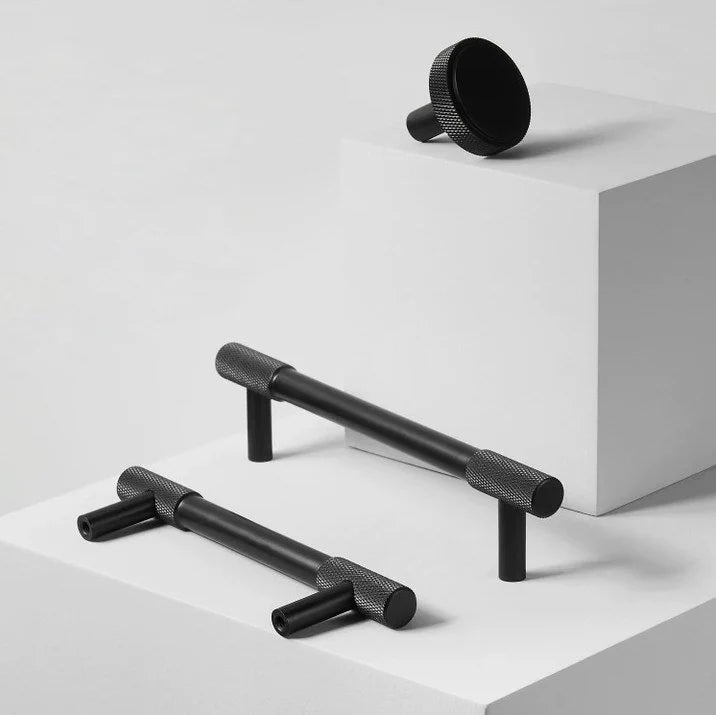 Knurled Brass Cabinet Bar Pulls in Matte Black, Antique Bronze & Brushed Gold