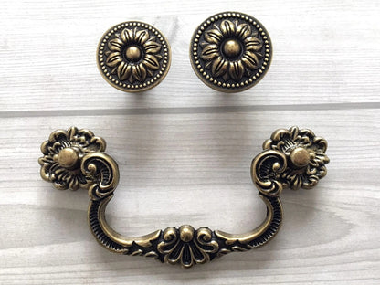 4 Zoll Schublade zieht Drop Griff Antik Bronze Vintage Stil Lynns Hardware