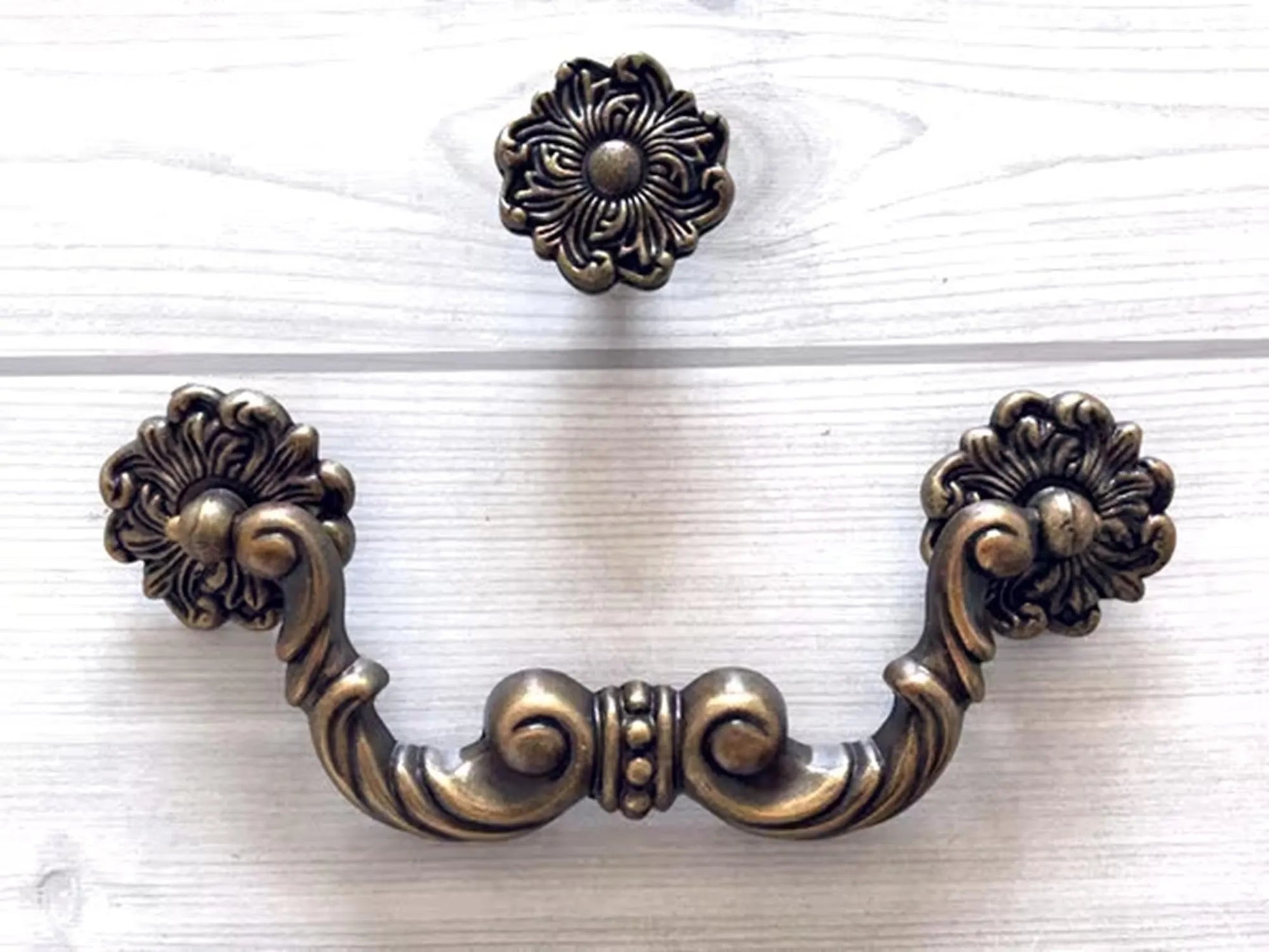 4.5 Inch Drawer Pull Antique Bronze 4-1/2" Centers