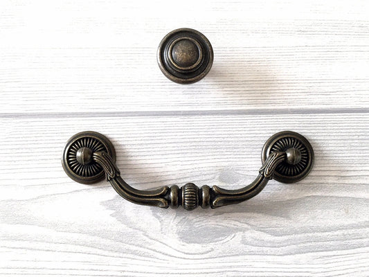 4.75 Inch Antique Bronze Bail Drawer Pulls Cabinet Handles Lynns Hardware 4-3/4 Inches 121 mm
