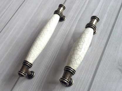 3" Centers White Crackle Keramik Schrankgriff - Porzellan / Antik Bronze 