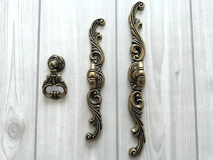 Georgian Antique Bronze Cabinet Drop Pull & Ring Knob with Backplate