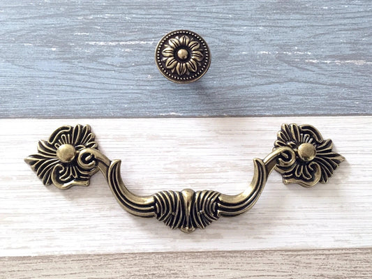5,75" Schubladengriffe Tropfengriff Antik Bronze Vintage Stil 5-3/4 Zoll Zentren