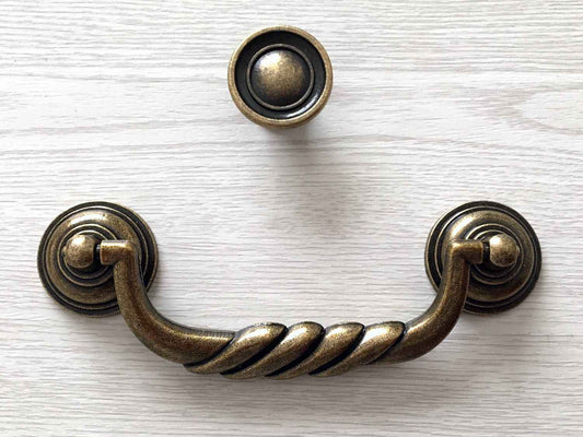 4-1/2" Bail Drawer Pull Handle & Knob, Vintage Style, Antique Bronze