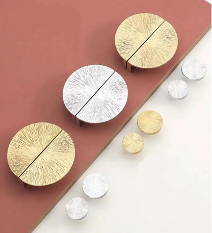 1.25" 2.5" Starburst Half Moon Drawer Pulls - Polished Brass/Chrome - LynnsHardware