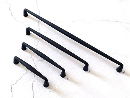 Schwarze Schrankgriffe Schubladengriffe 96 128 192 320 mm | Lynns Hardware