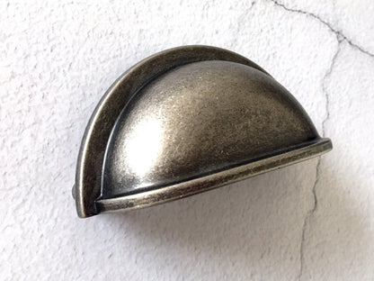 Poignées de tiroir en étain antique, 3,5 po, entraxes de 4 po, poignées d'armoire