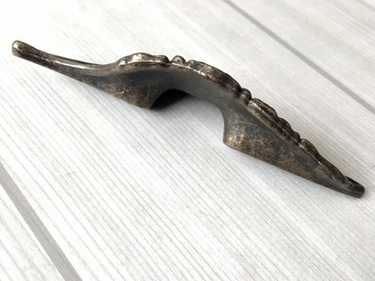 1.25" Vintage Style Leafy Drawer Pull Handles, Left Right Pair