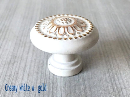 Small Sunflower Drawer Pulls, 1" Diameter, Vintage Shabby Chic