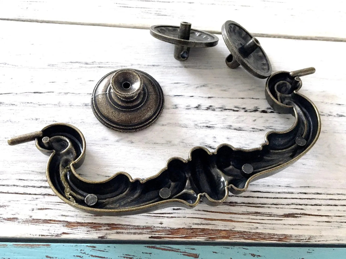 Poignées de tiroir de 15 cm (6 po) en bronze antique, bouton d'armoire, quincaillerie Lynns