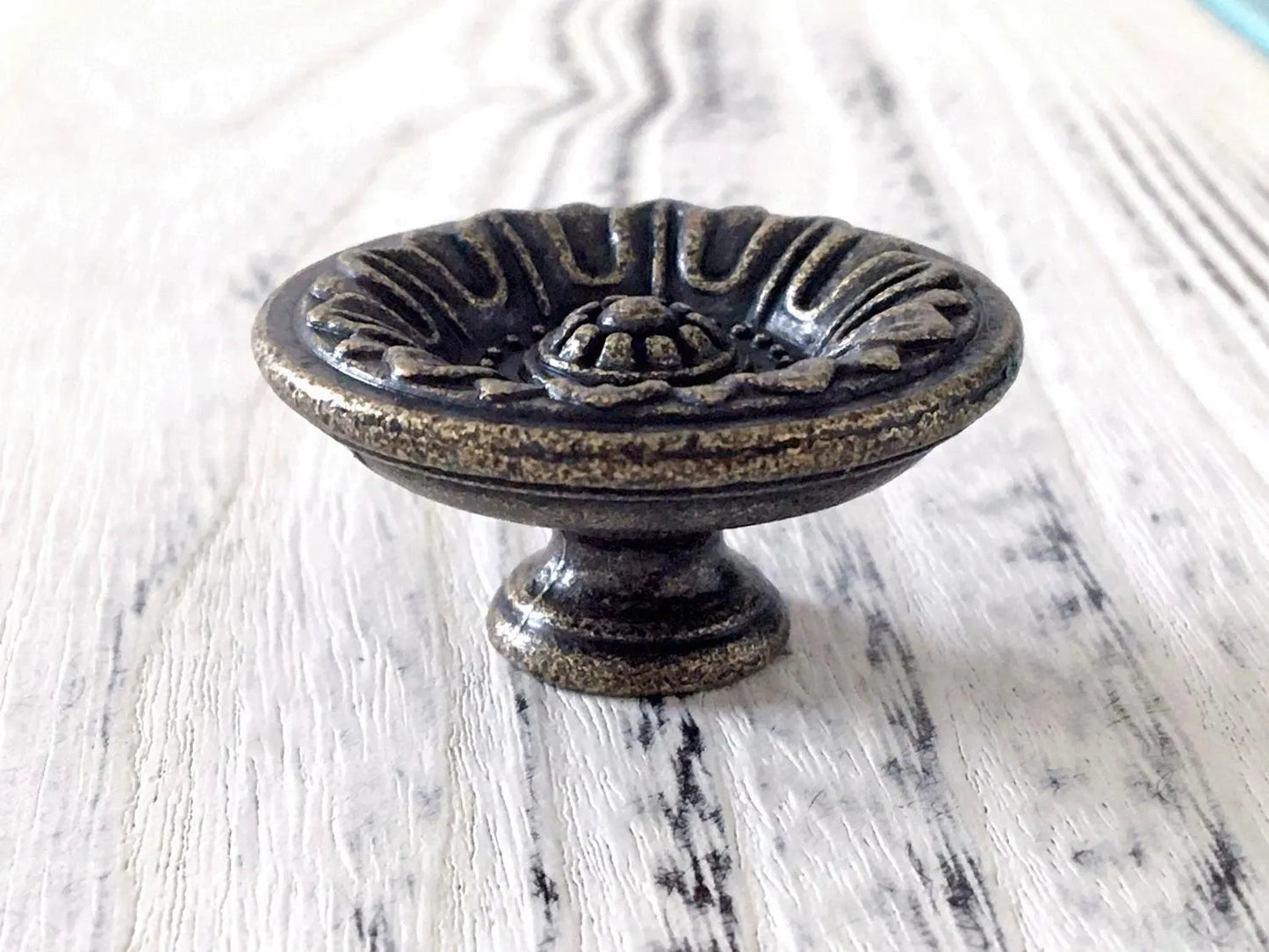 Poignées de tiroir de 15 cm (6 po) en bronze antique, bouton d'armoire, quincaillerie Lynns
