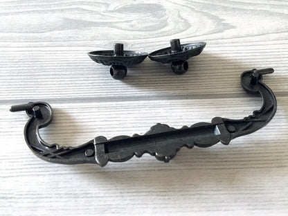 5.25" Dark Antique Bronze Vintage Style Bail Drawer Pull